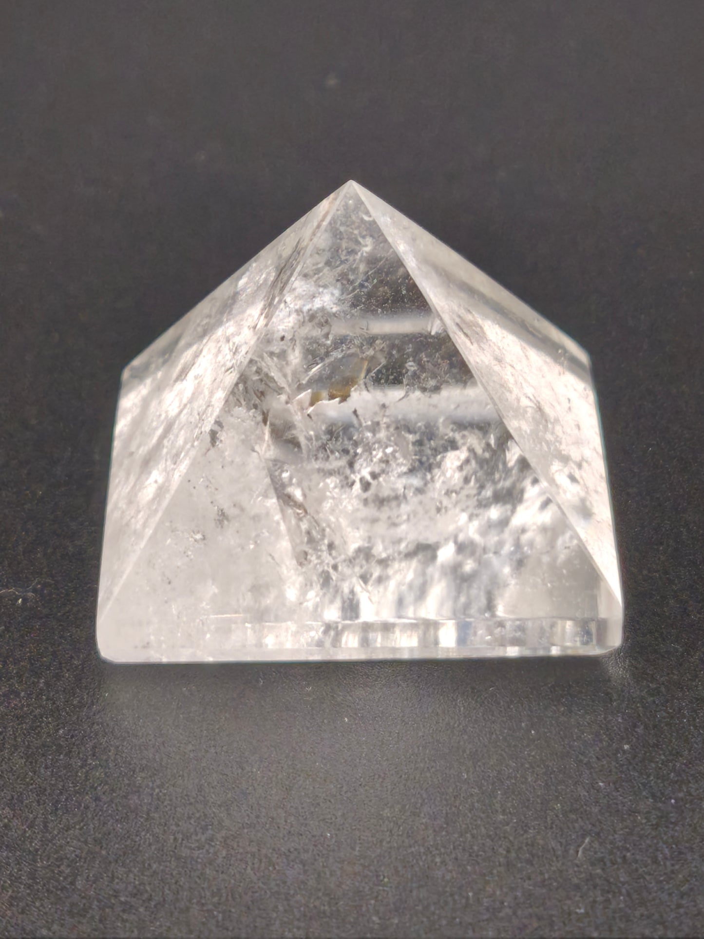 Pyramide en Cristal de Roche
