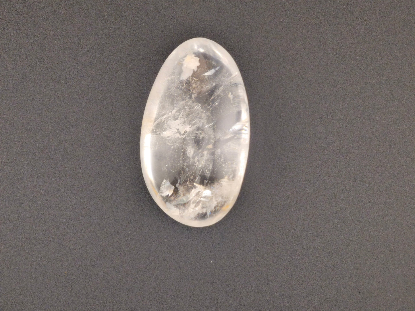 Galet en Cristal de Roche