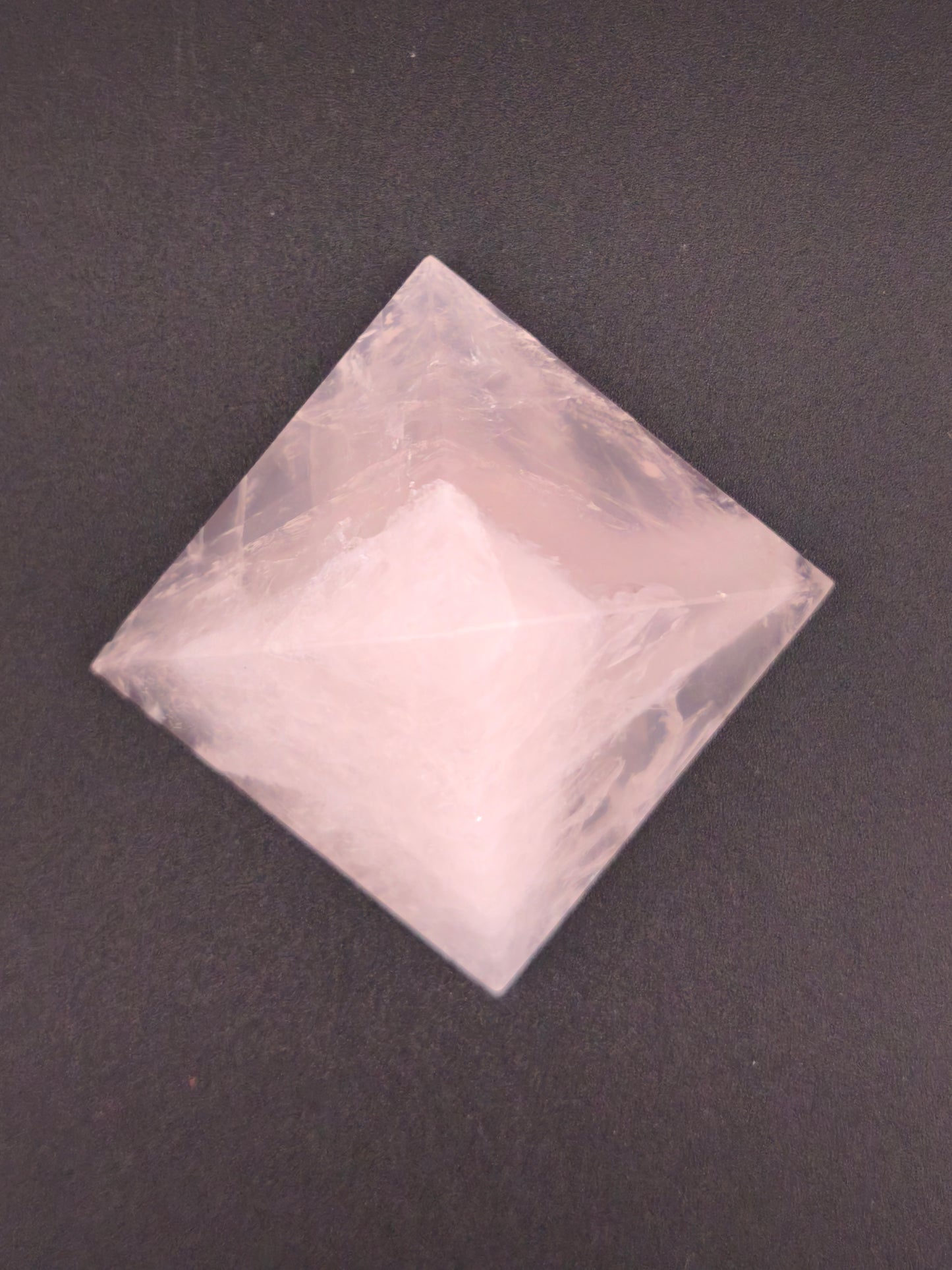 Pyramide en Quartz Rose