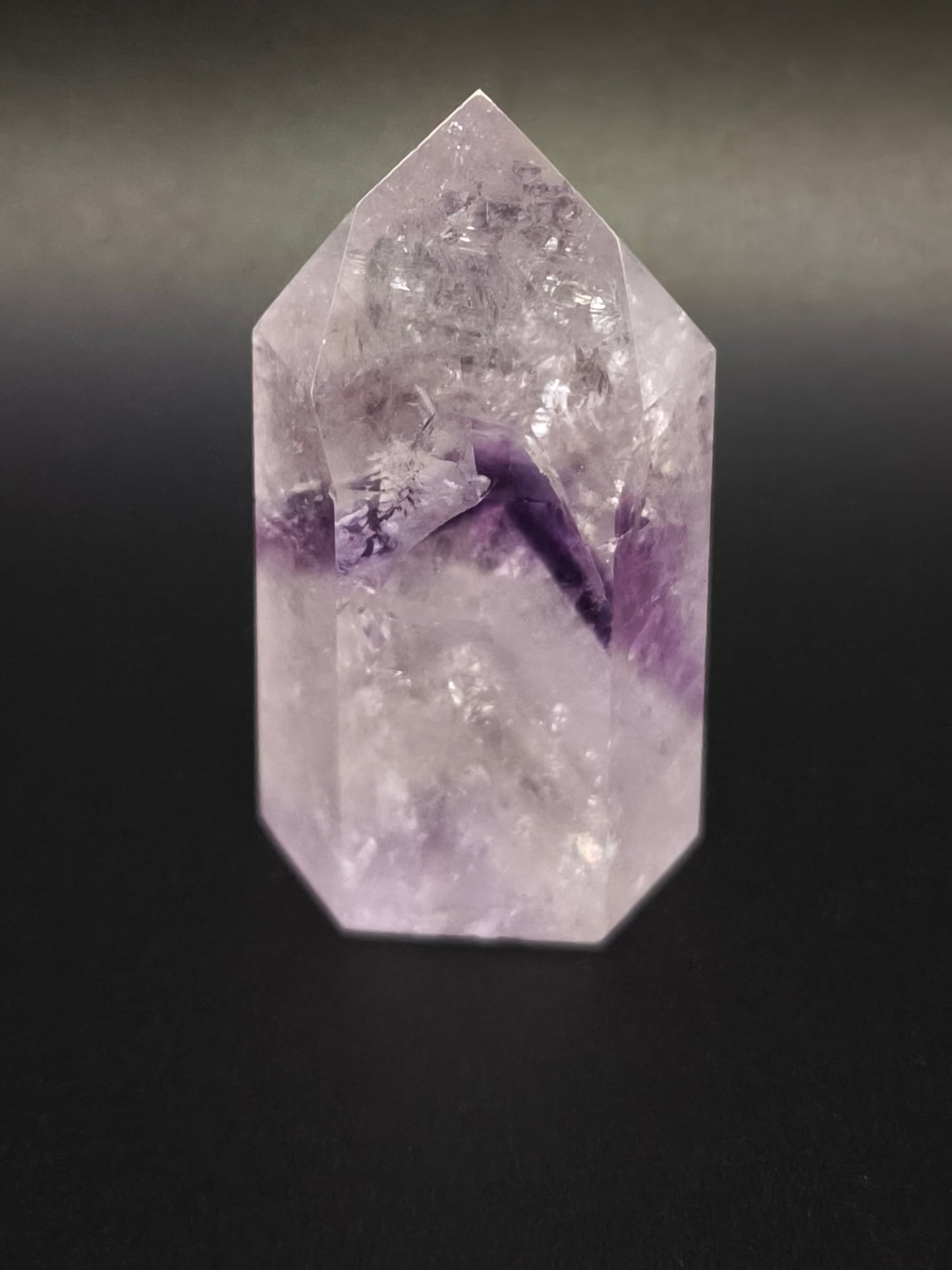 Pointe en Améthyste Fantôme