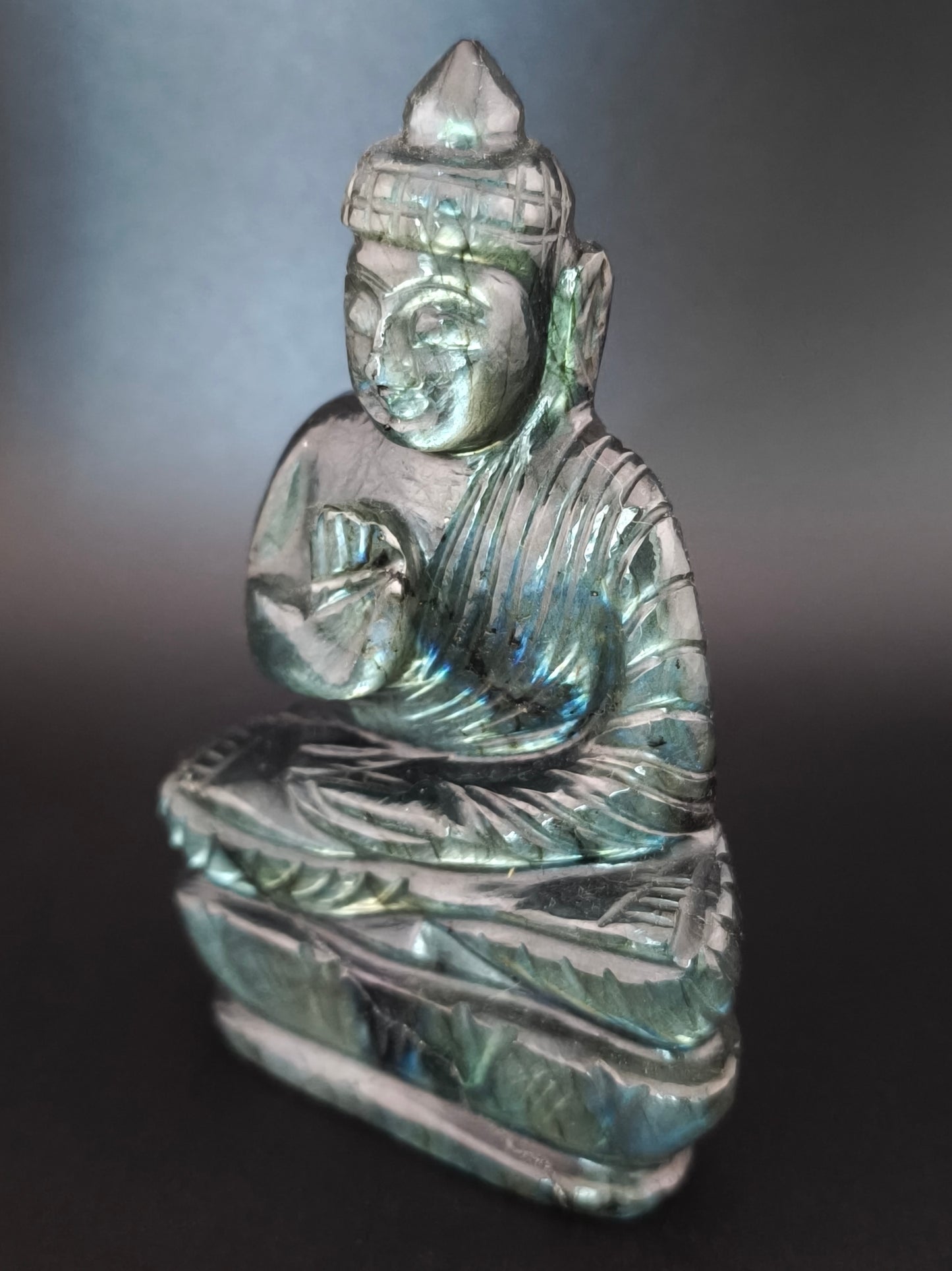 Bouddha Statue en Labradorite