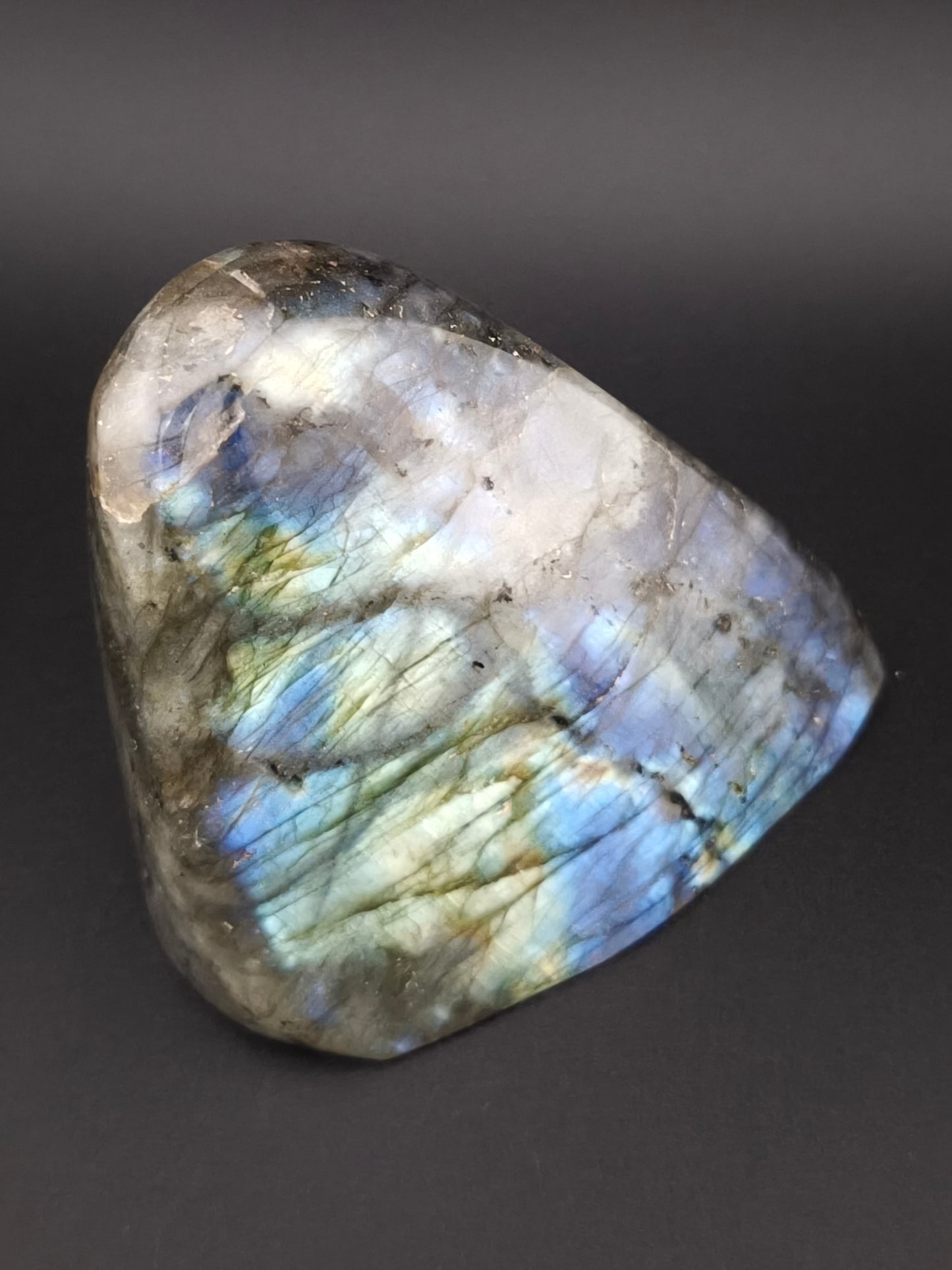 Forme Libre en Labradorite