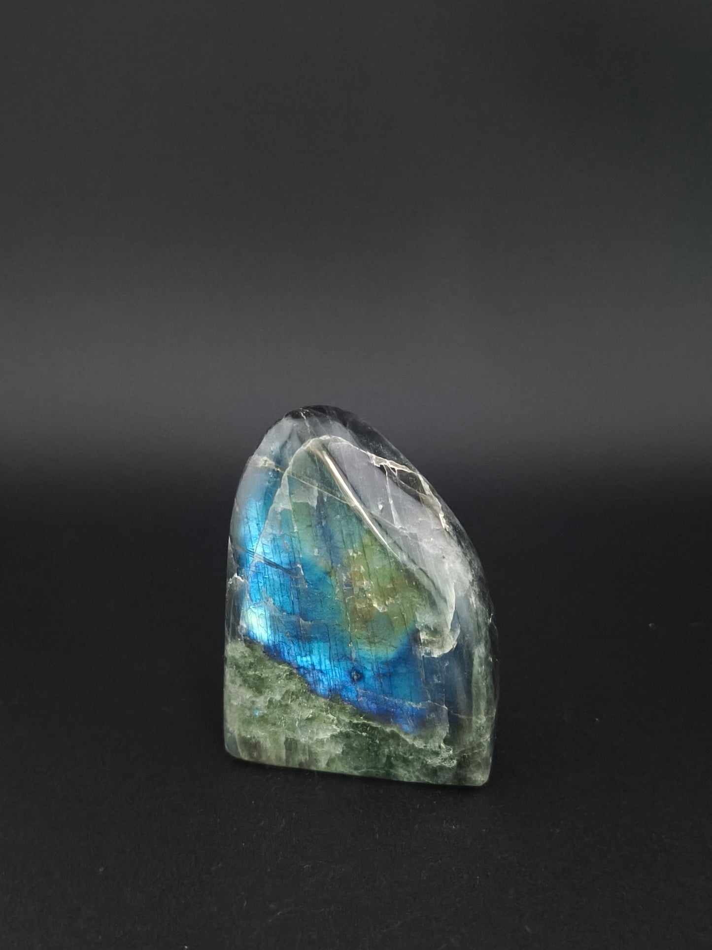 Forme Libre en Labradorite