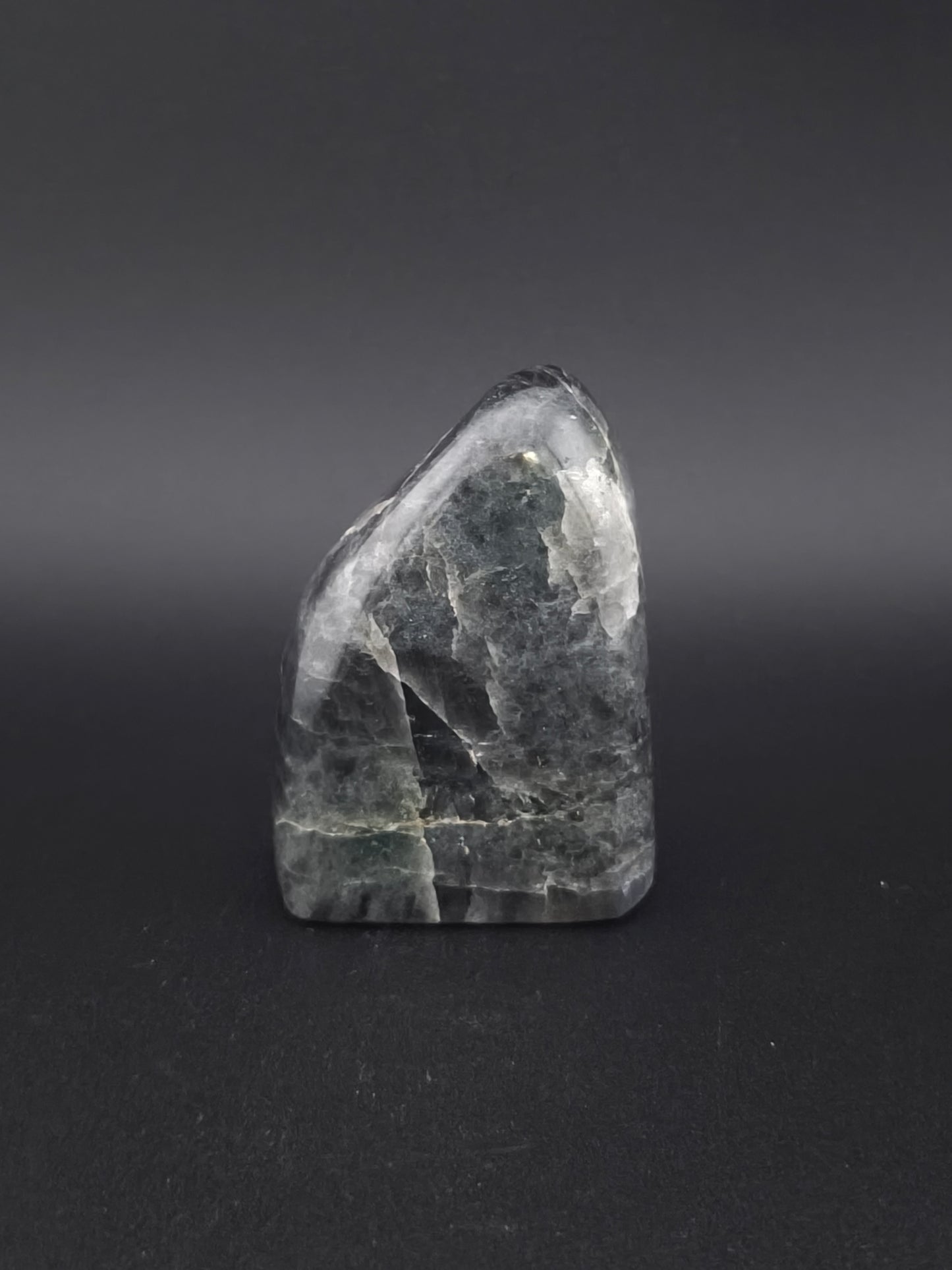 Forme Libre en Labradorite
