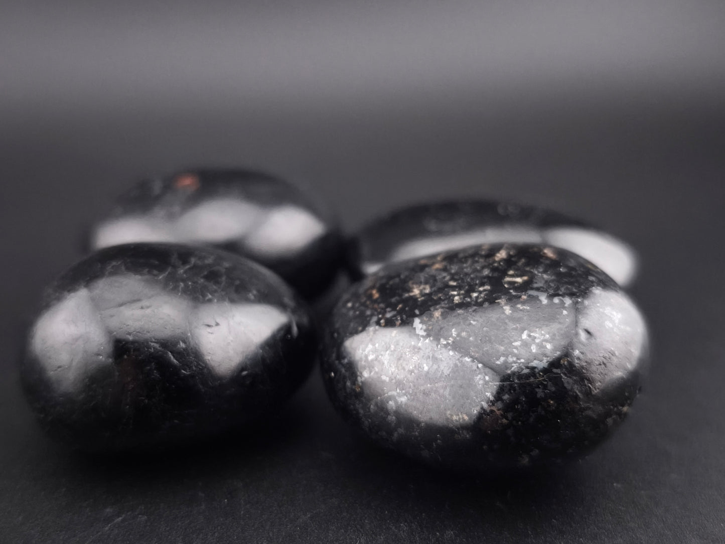 Galet en Tourmaline Petit Modèle