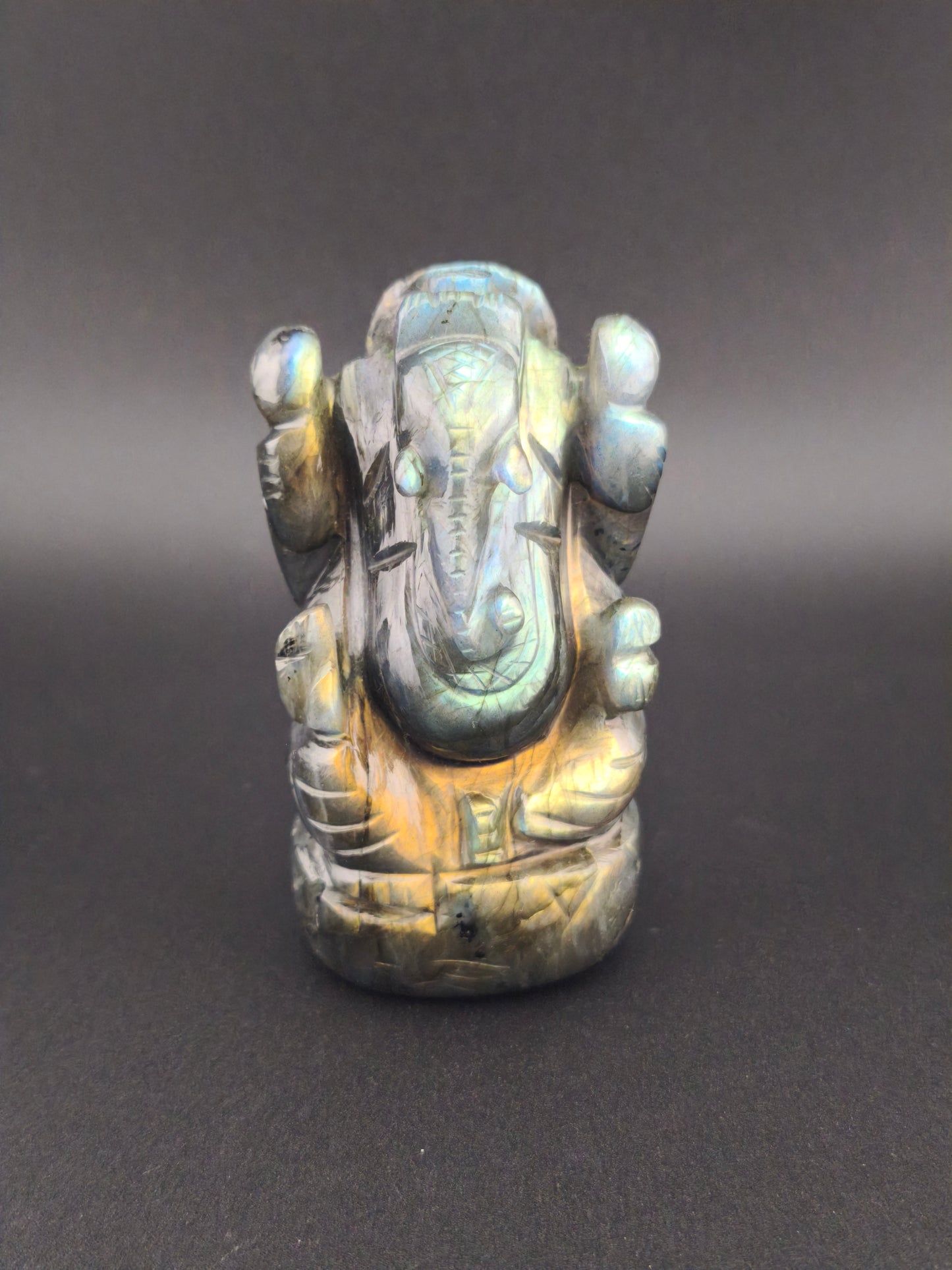 Ganesh en Labradorite