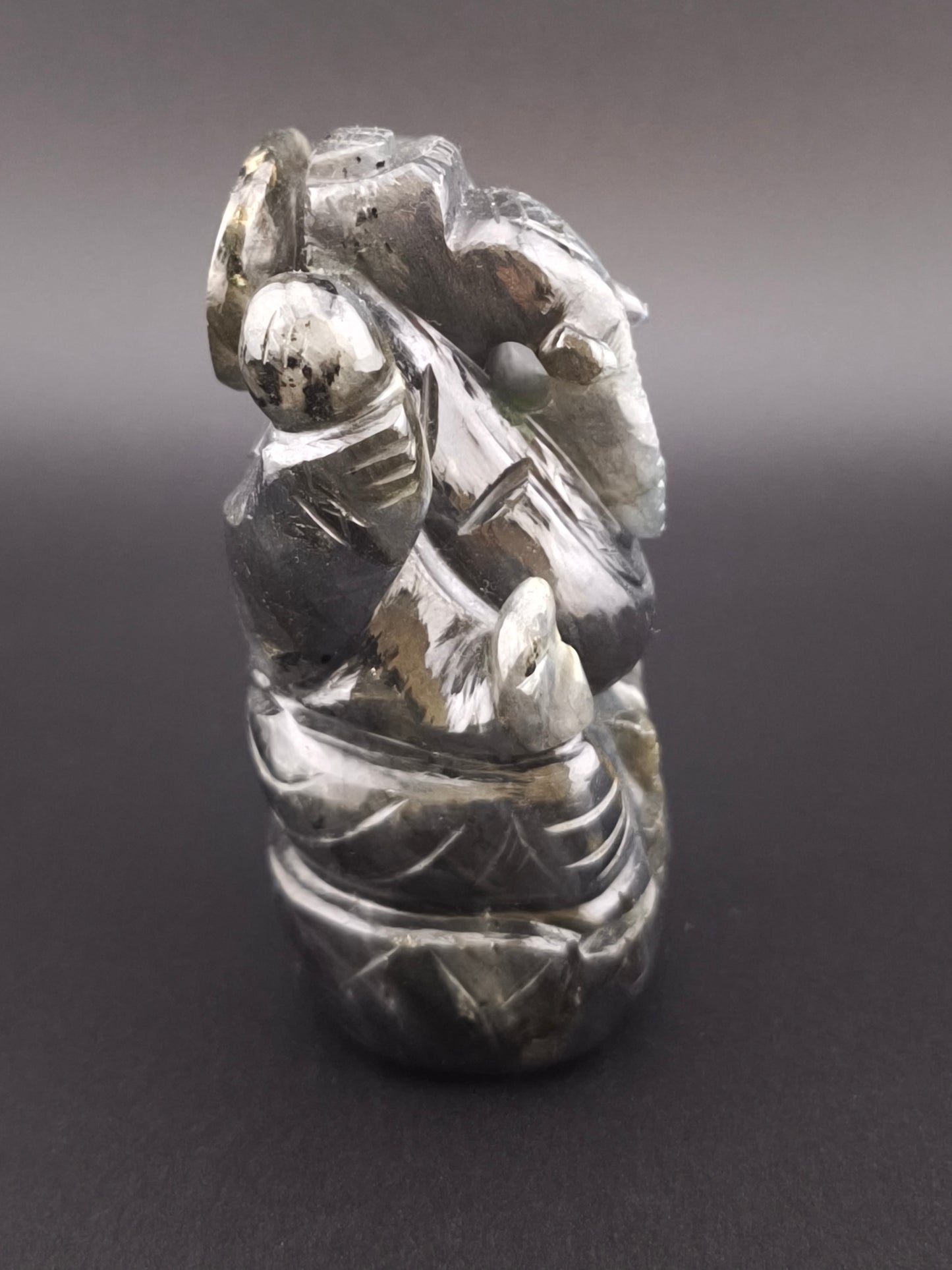 Ganesh en Labradorite
