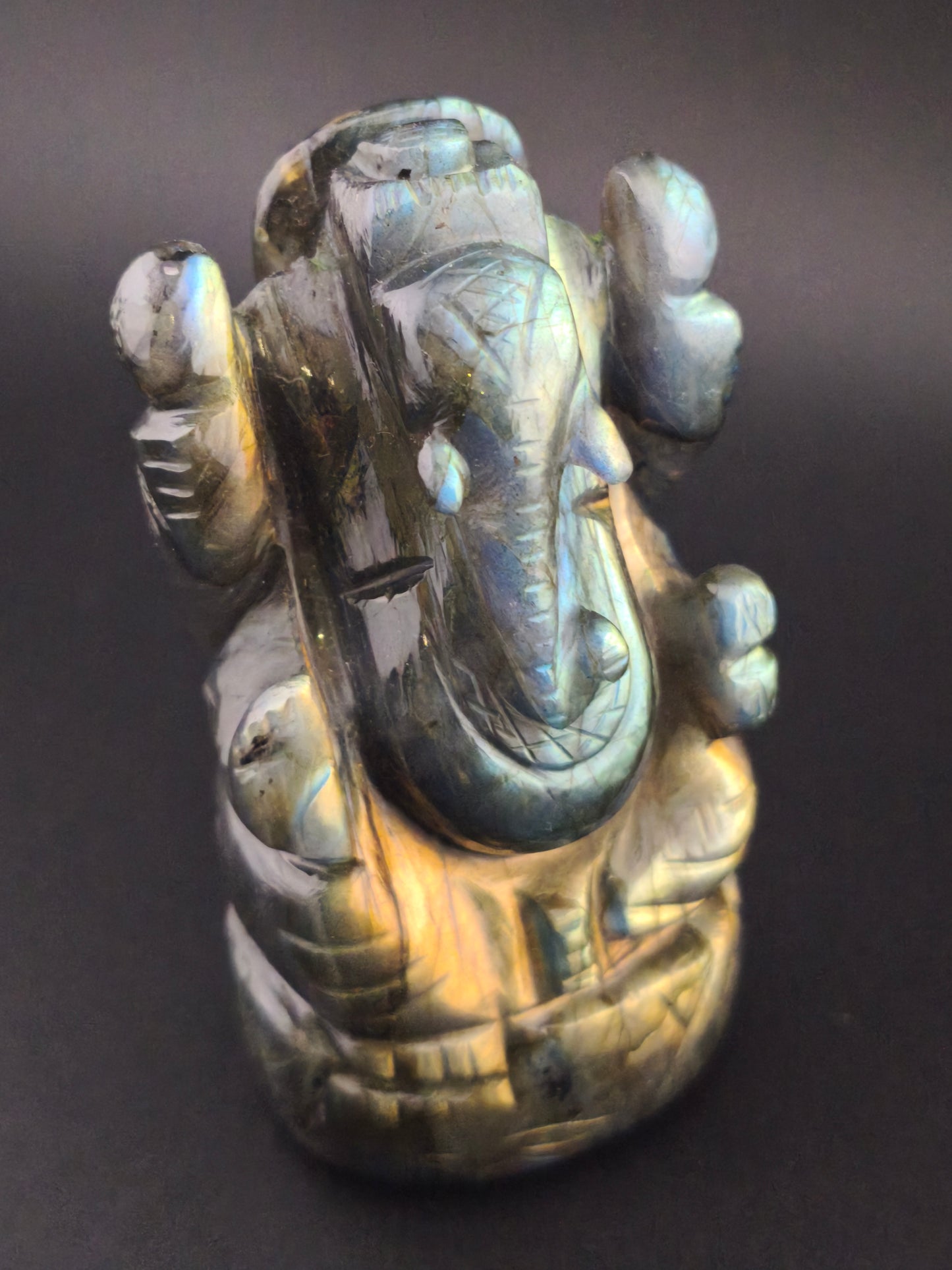 Ganesh en Labradorite