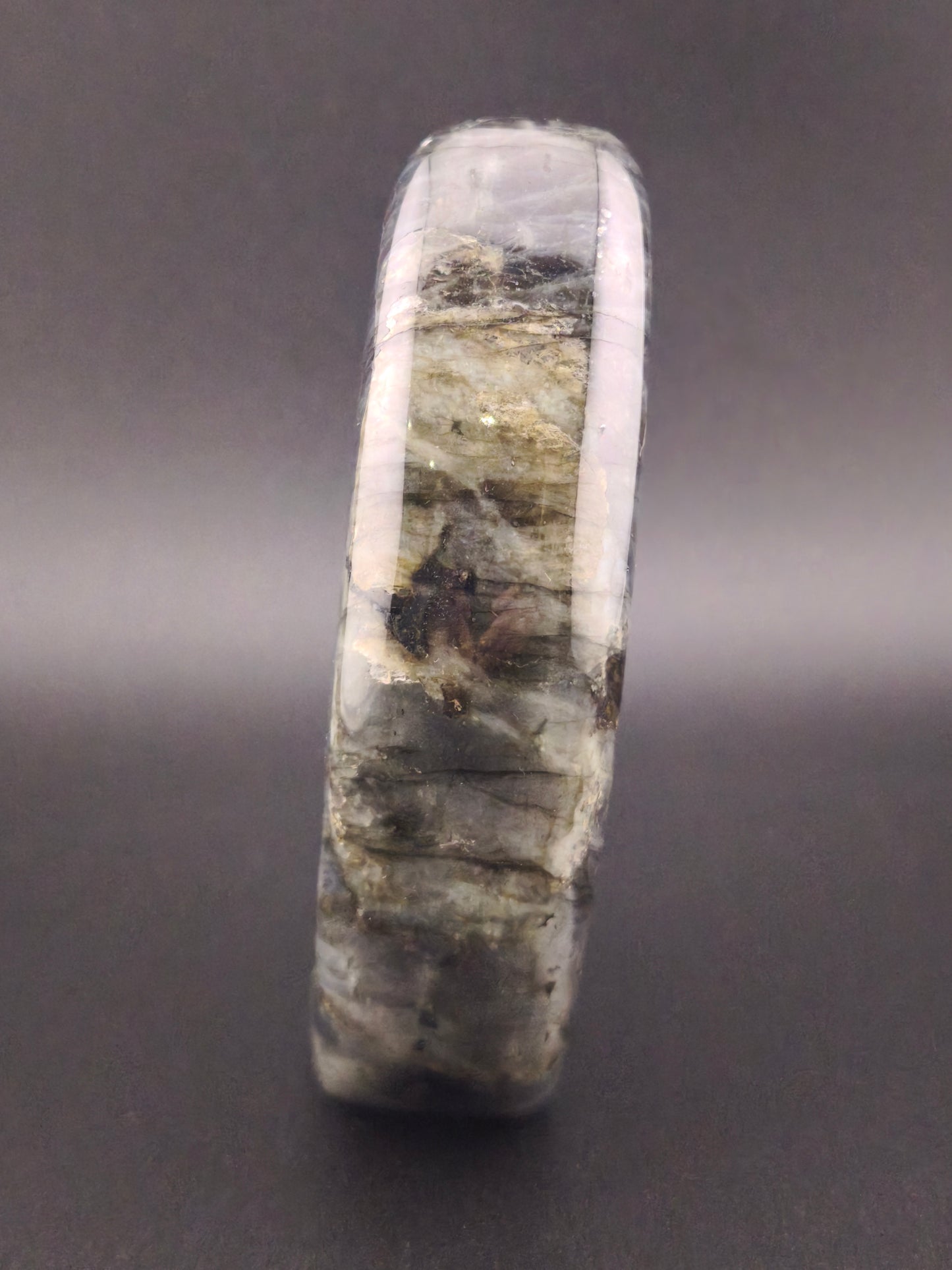 Forme Libre en Labradorite