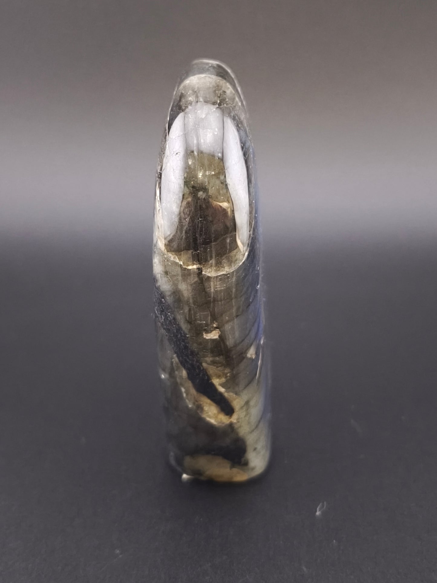 Forme Libre en Labradorite
