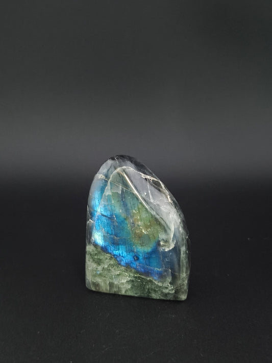 Forme Libre en Labradorite