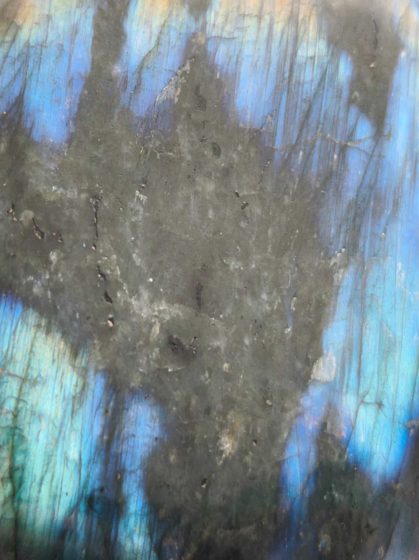 Coeur en Labradorite Moyen Modèle