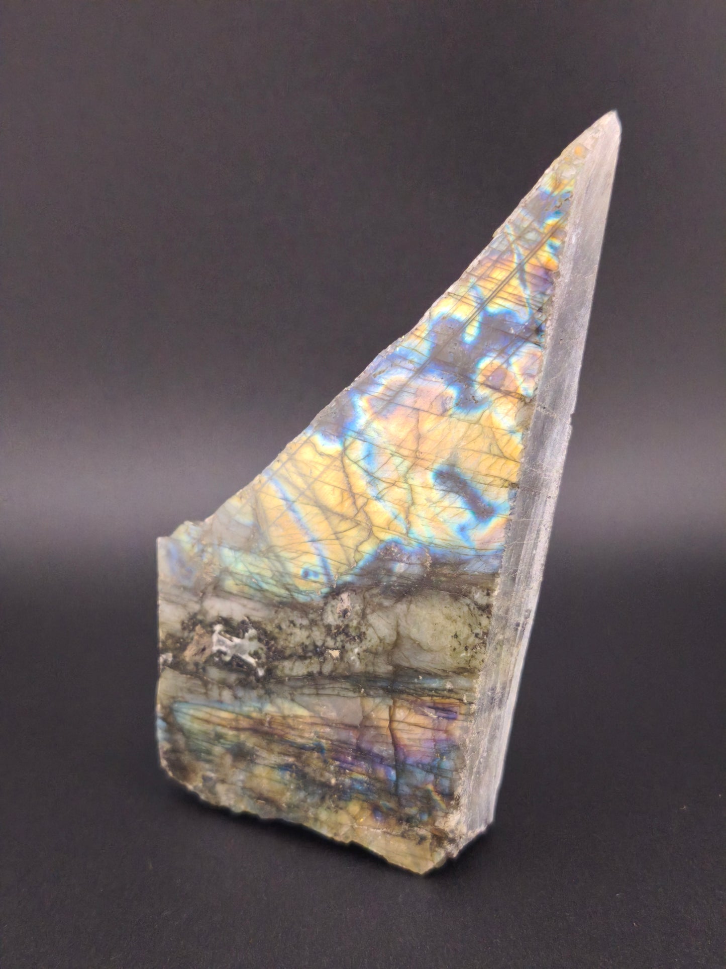 Tranche en Labradorite Semi brute & polie