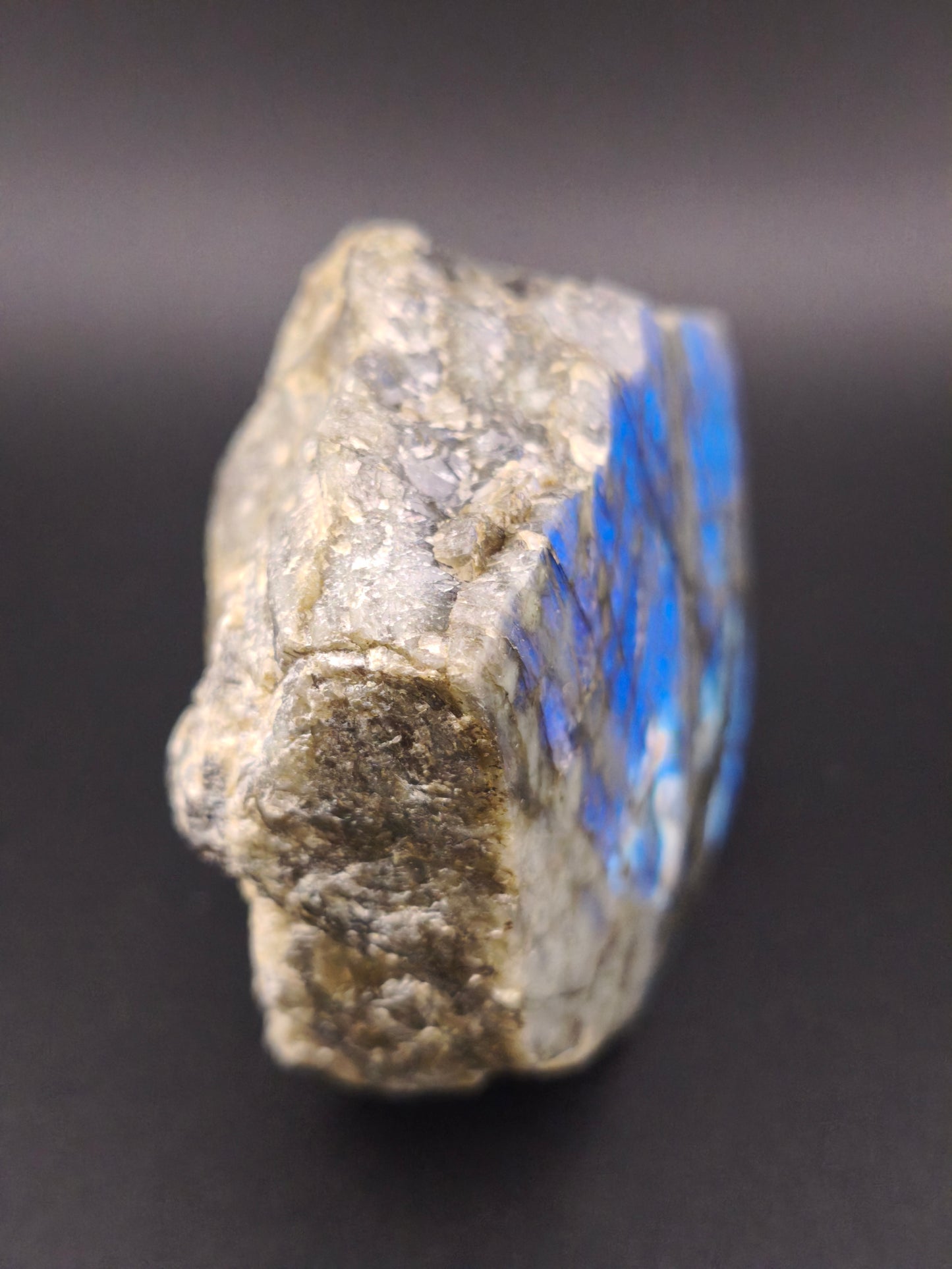 Forme Libre en Labradorite semi Brute & Polie