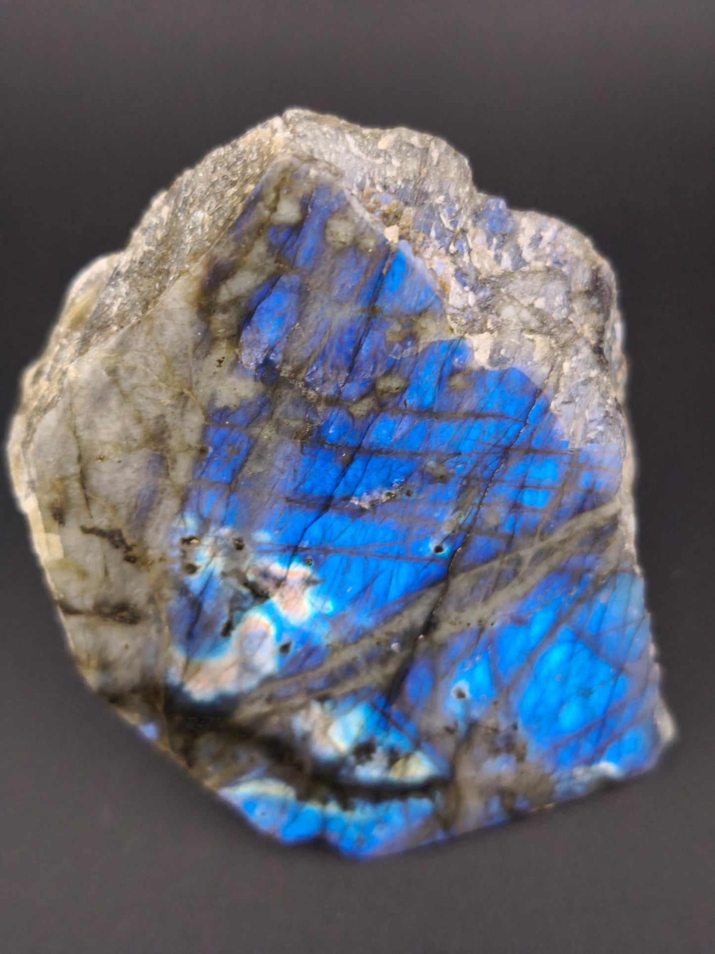 Forme Libre en Labradorite semi Brute & Polie